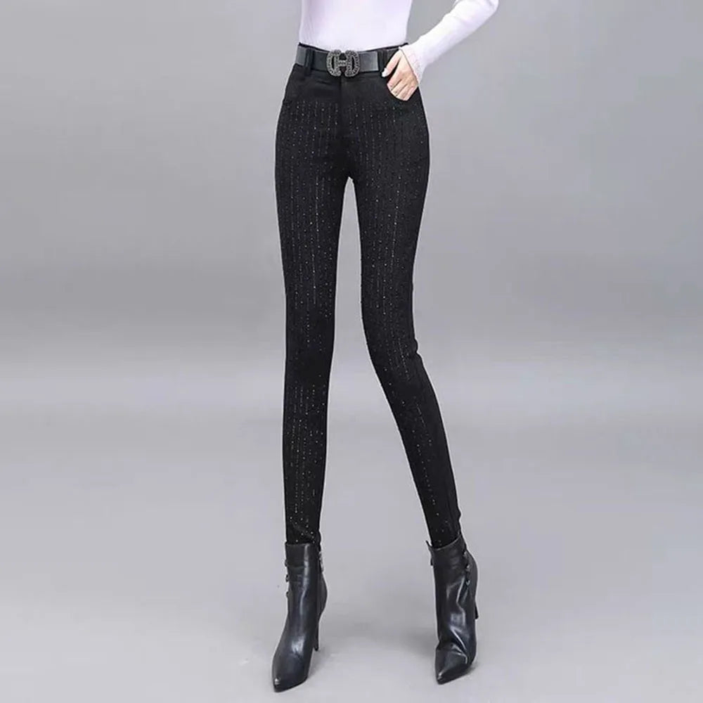 Pantalon Crayon en Denim Noir avec Strass pour Femme